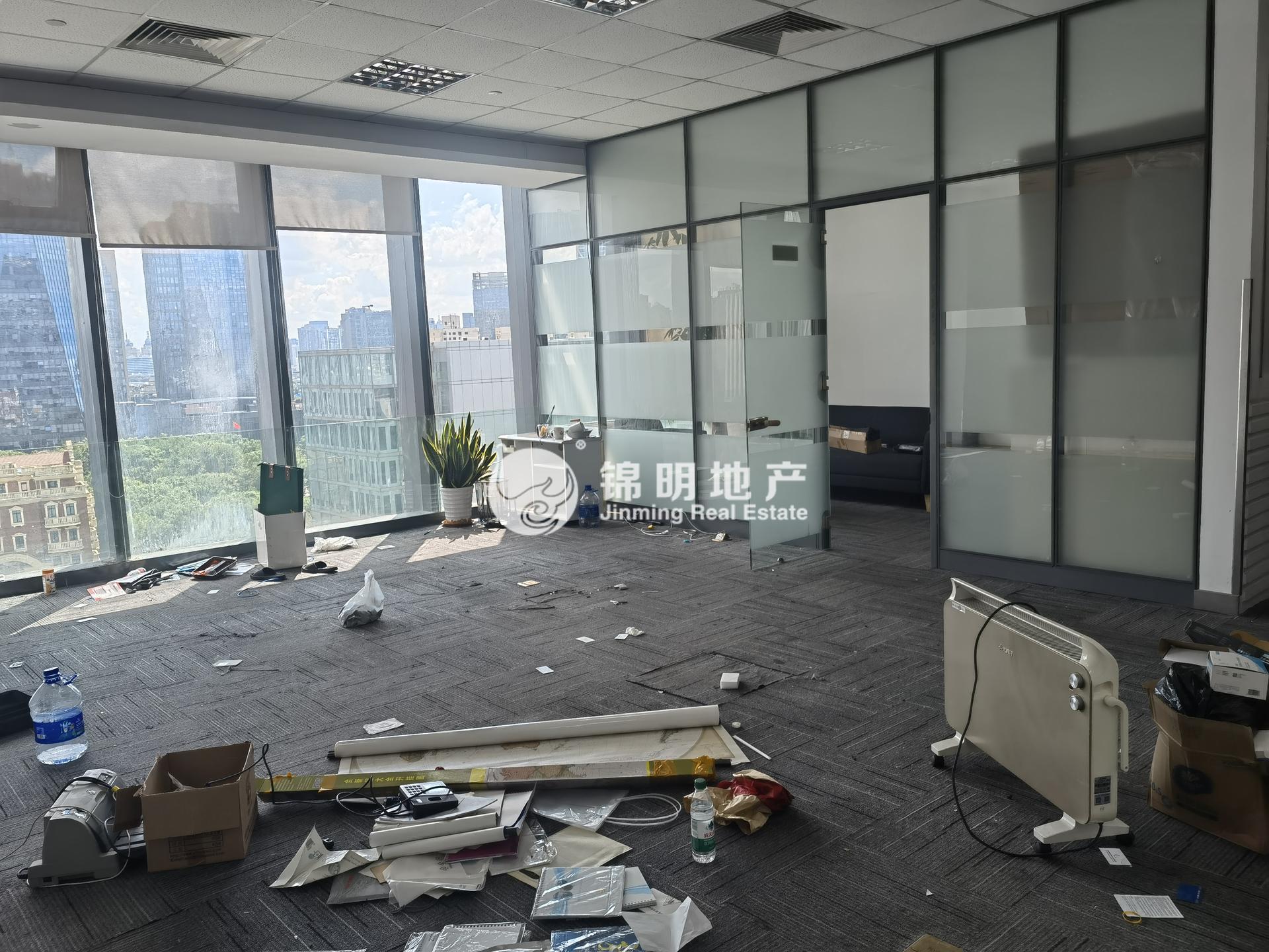 周家嘴路北美广场104平米写字楼出租